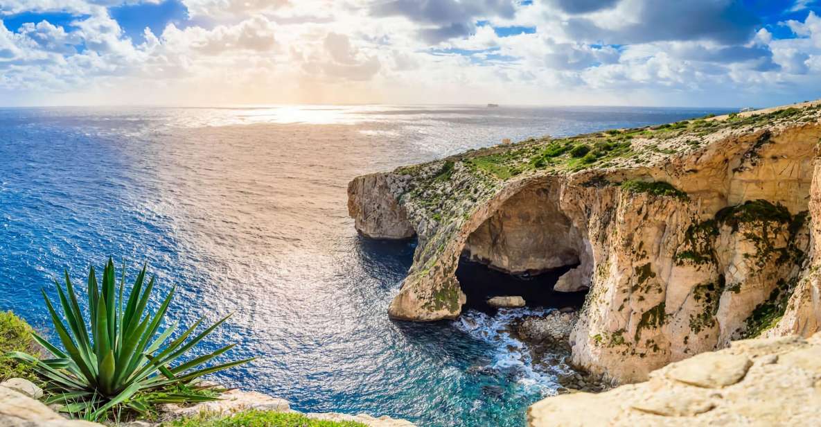 Malta: Prehistoric Temples, Limestone Heritage & Blue Grotto - Just The Basics