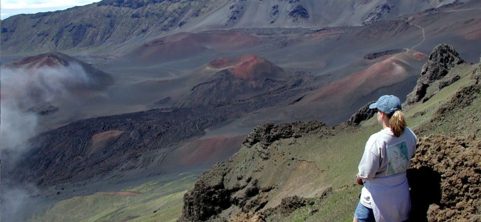 Maui: Guided Hike of Haleakala Crater With Lunch - Key Points