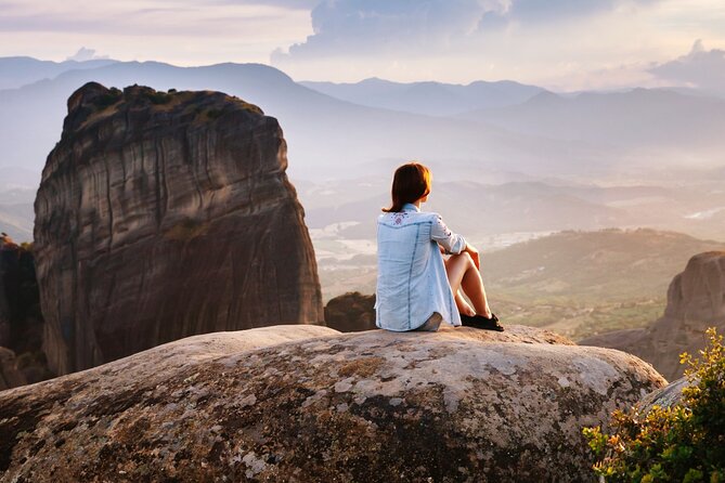 Meteora: Morning Half Day Sightseeing and Monasteries Tour - Just The Basics