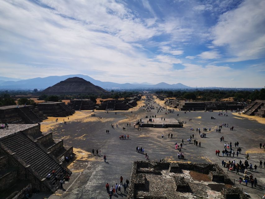 Mexico City: Teotihuacan, Acolman & Piñatas Private Tour - Key Points