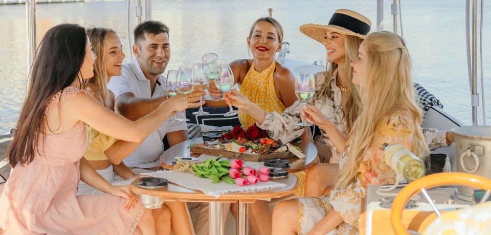 Miami: Luxury E-Boat Cruise With Wine and Charcuterie Board - Key Points