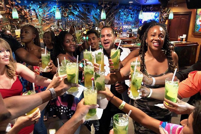 Miami: Mojitos and Salsa Lessons at Mangos Tropical Cafe - Just The Basics