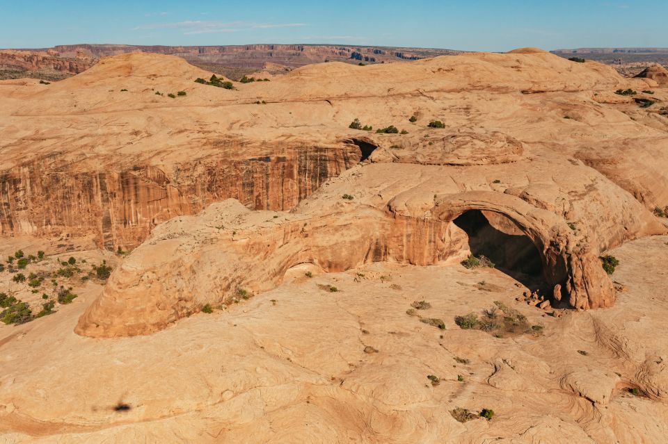 Moab: Corona Arch Canyon Run Helicopter Tour - Key Points