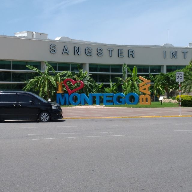 Montego Bay: Grand Palladium Resort Private Airport Transfer - Key Points