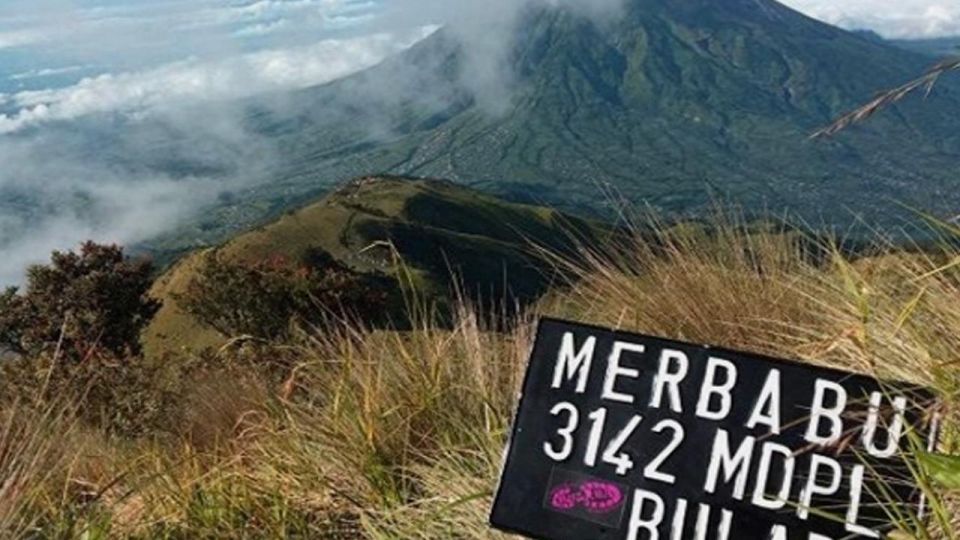 Mount Merbabu Day Hiking Tour - Key Points