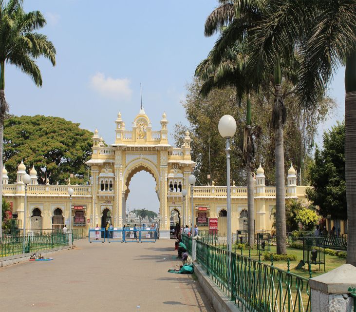 Mysore: Private Excursion With Lunch From Bangalore - Key Points