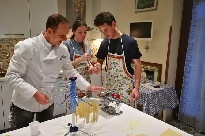 Naples Intimate Pasta-Making Class - Key Points