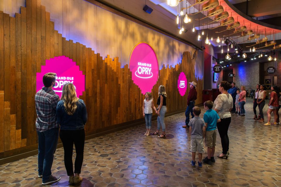 Nashville: Grand Ole Opry Backstage Tour - Key Points