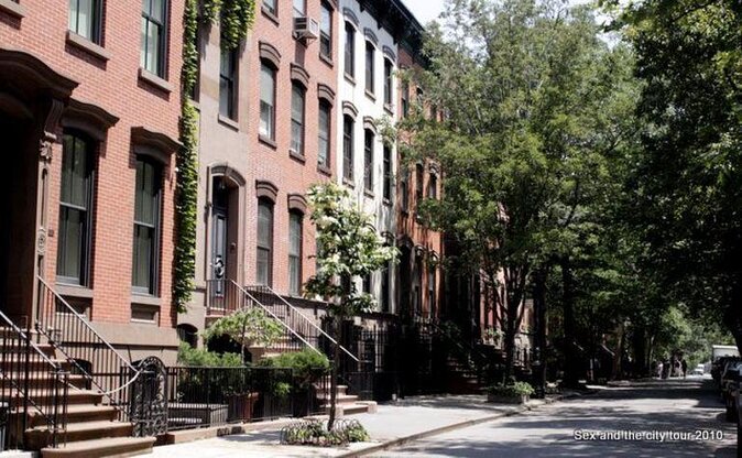 New York City Ghost Tour of Greenwich Village - Just The Basics