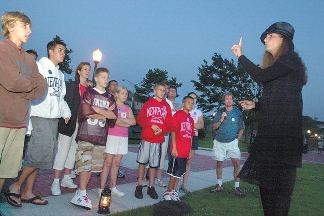 Newport Old Town Family-Friendly Ghost Tour (Mar ) - Key Points