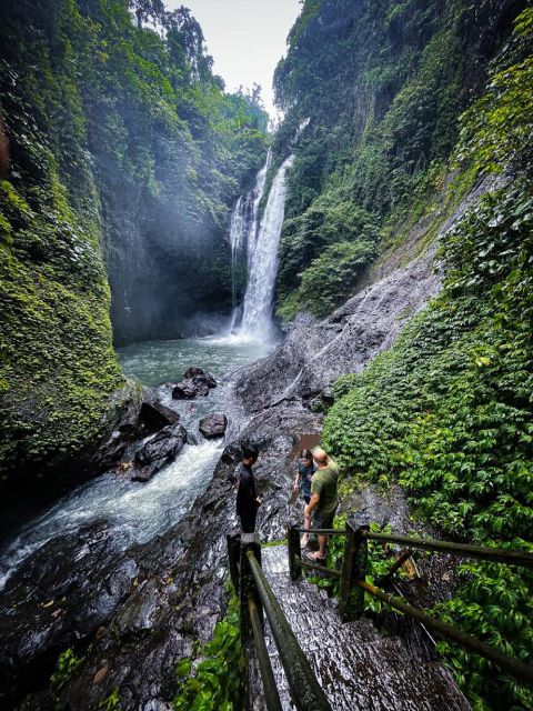 North Bali : Waterfall Fun Activities and Ulun Danu Temple - Key Points