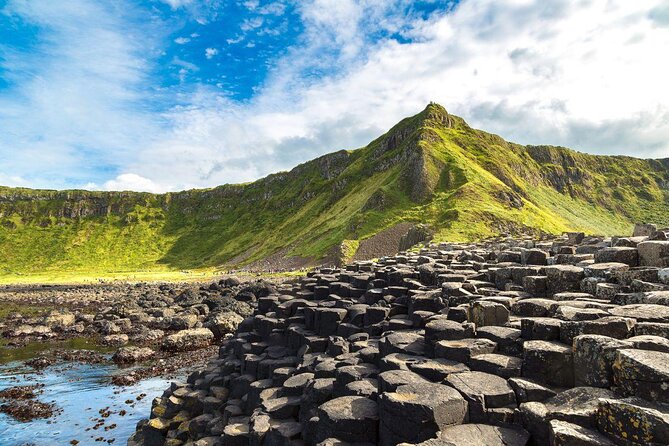 Northern Ireland Including Giants Causeway Rail Tour From Dublin - Key Points