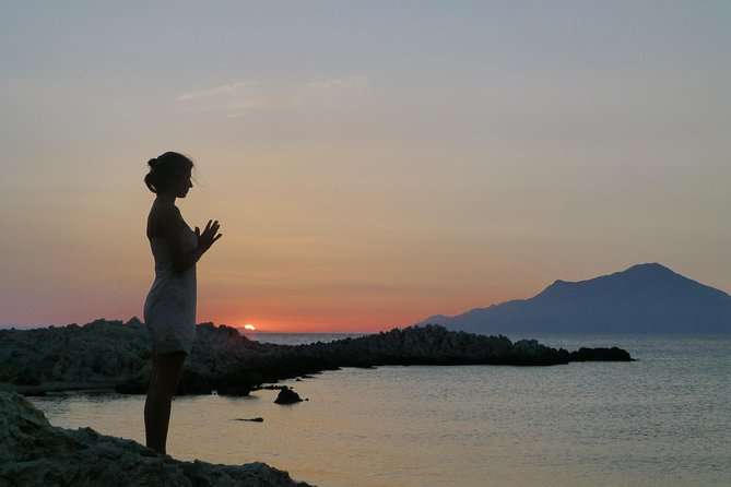 Open Mindfulness & Yoga Classes on the Island on Donation Basis - Just The Basics