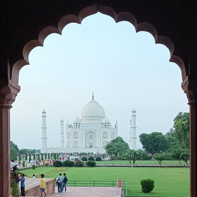 Overnight Agra/Taj Mahal Tour By Car - Key Points