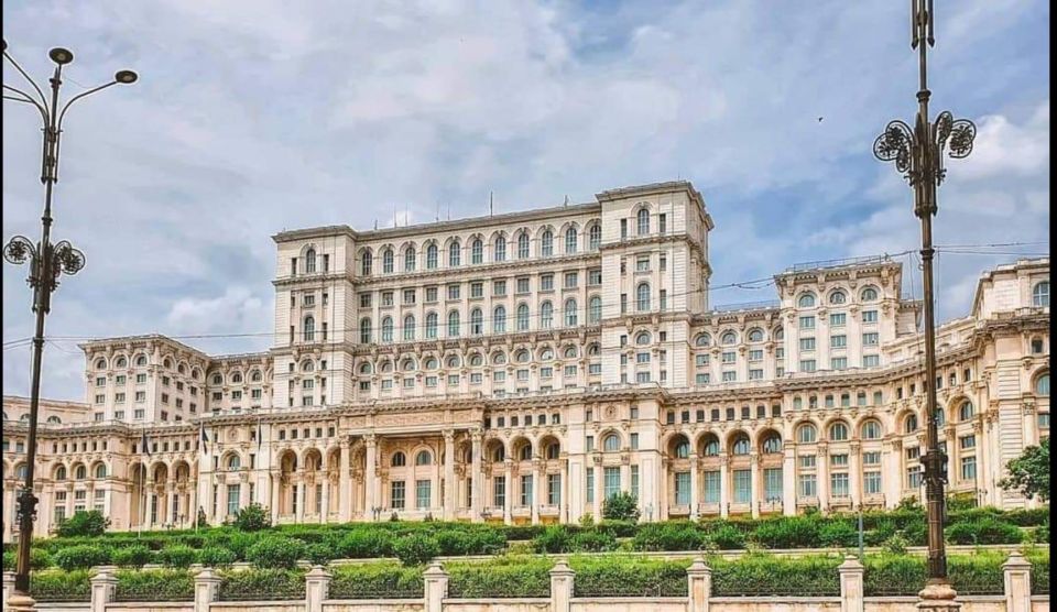 Panoramic Bucharest Private Transfer With City Tour - Experience Highlights