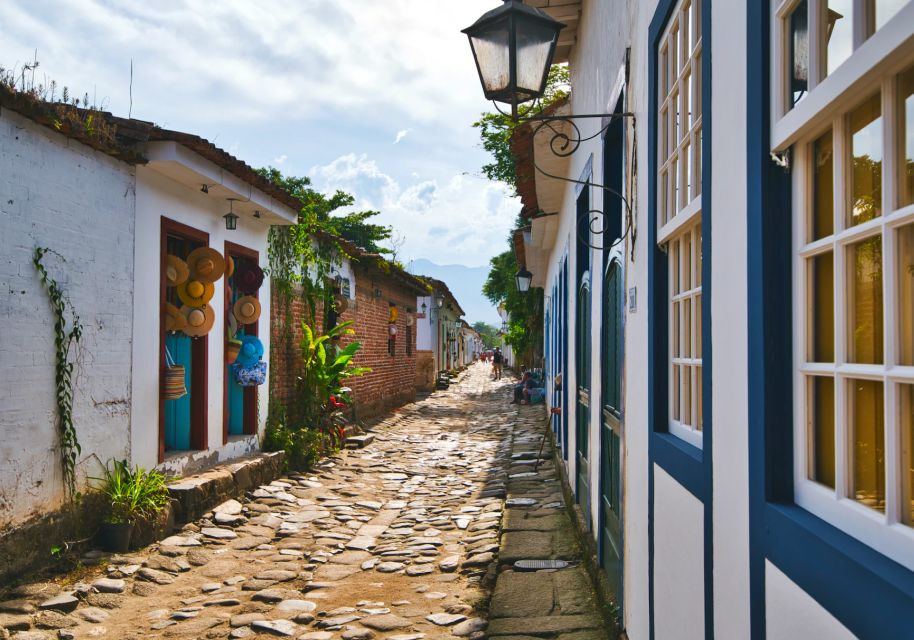 Paraty Scavenger Hunt and Sights Self-Guided Tour - Key Points