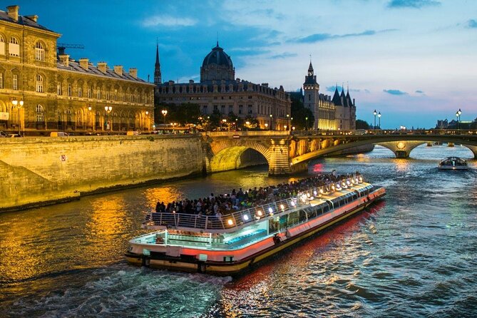 Paris 3-Course Gourmet Dinner and Sightseeing Seine River Cruise - Key Points