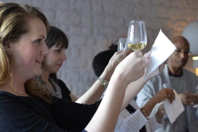 Paris Wine Tasting Session With Expert Sommelier - Key Points