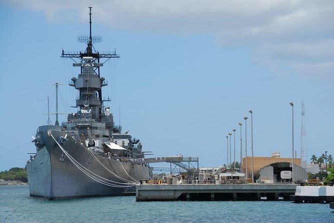 Pearl Harbor Deluxe Uncovered Tour With Lunch - Just The Basics