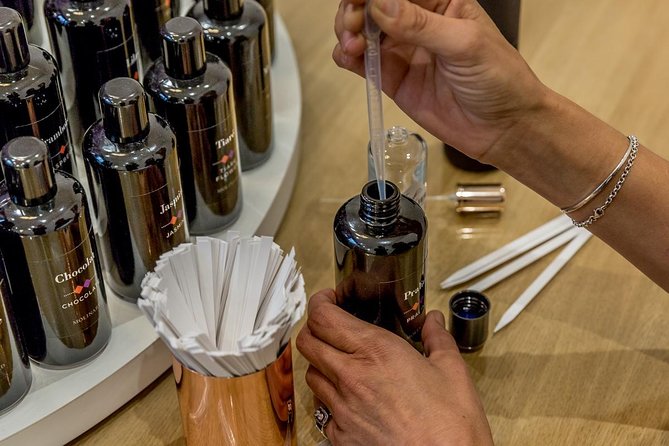 Perfume Workshop in Paris - Just The Basics