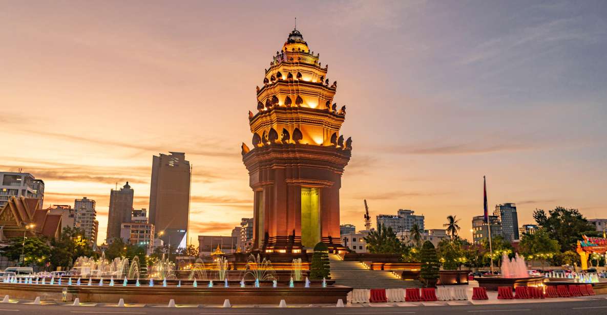 Phnom Penh City Tour by Tuk Tuk With English Speaking Guide - Key Points