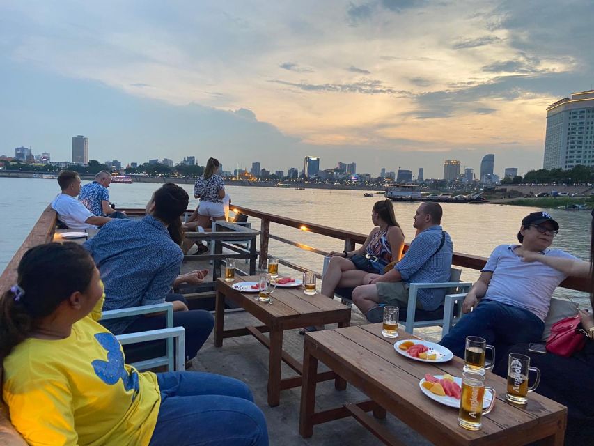 Phnom Penh: Mekong River Sunset Cruise With Free Flow Drink - Key Points