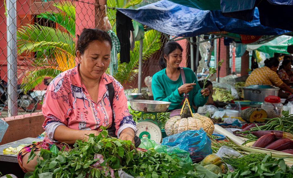 Phnom Penh to Silk Island by Tuk-Tuk With Local Expert - Key Points