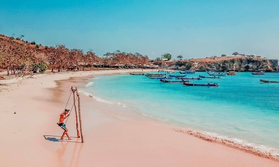 Pink Beach and Southeast Gili Islands Full Day Private Tour - Key Points