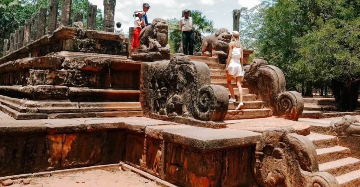 Polannaruwa Ancient City Guided Tour From Kandy - Key Points