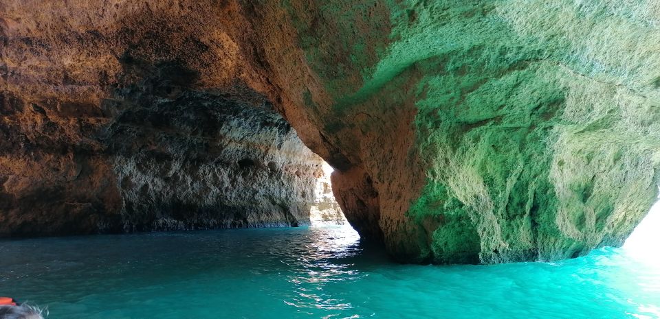 Portimão: Benagil Sea Caves Speedboat Adventure Tour - Key Points