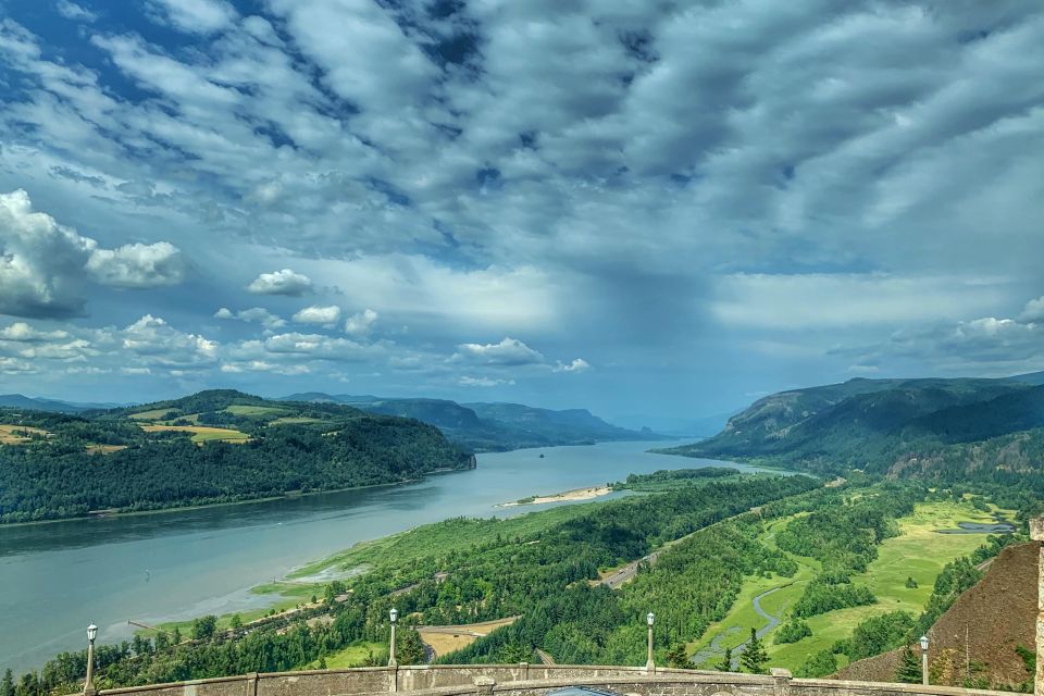 Portland: Columbia River Gorge Waterfalls Afternoon Tour - Key Points