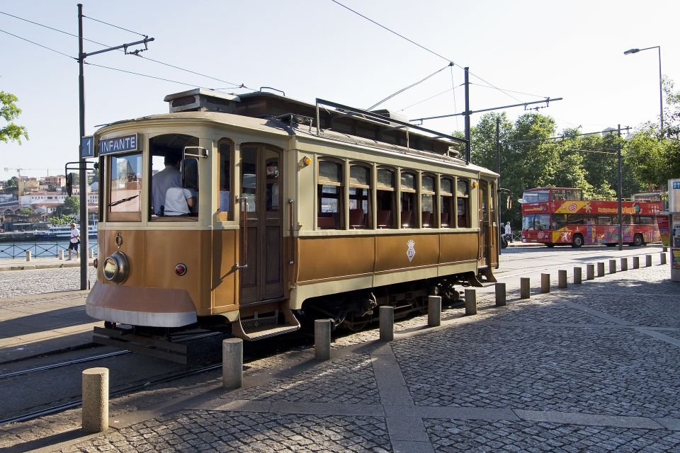 Porto City Tour With Lunch, River Cruise & Port Tasting - Key Points