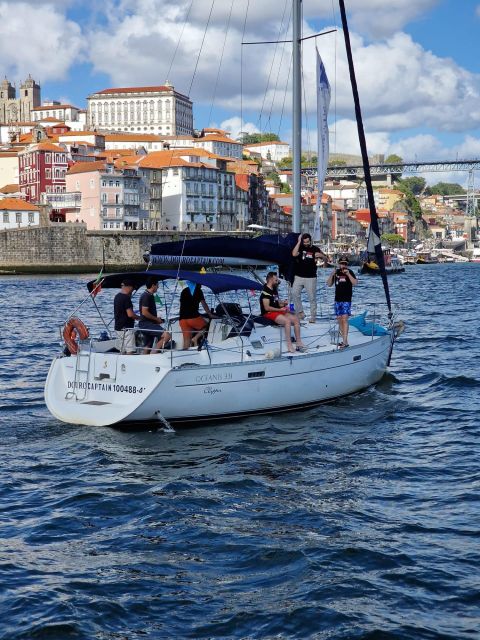 Porto: Exclusive Party Aboard a Charming Sailboat With Drink - Key Points