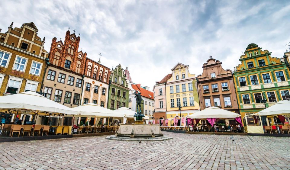 Poznan: Private Exclusive History Tour With a Local Expert - Key Points