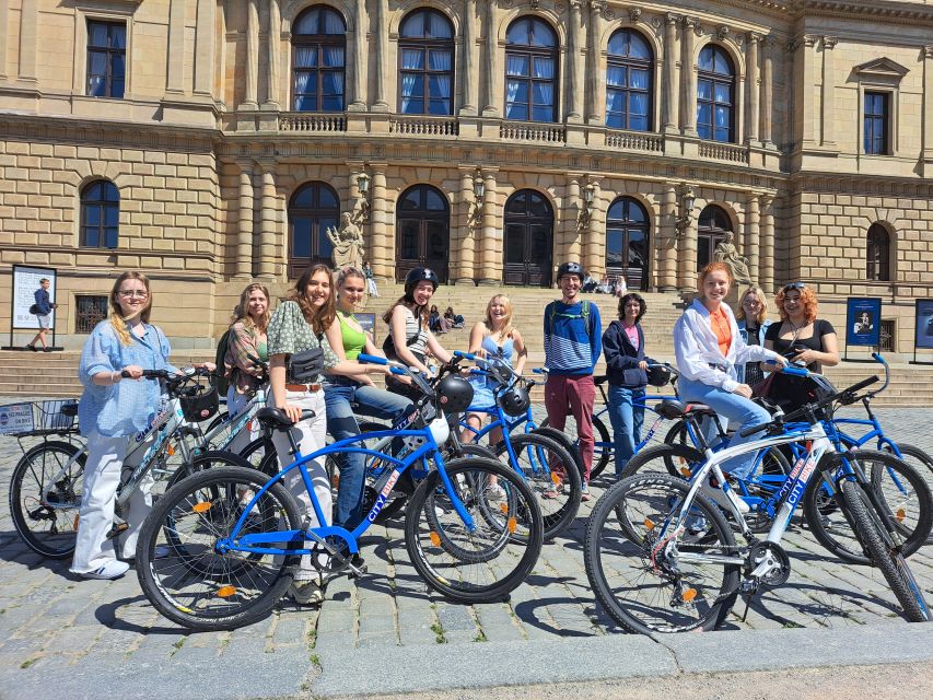 Prague: 2 Hours Guided City Bike Tour - Key Points