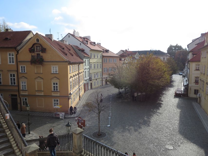 Prague: 3-hour Bus, Foot and Boat Tour - Key Points