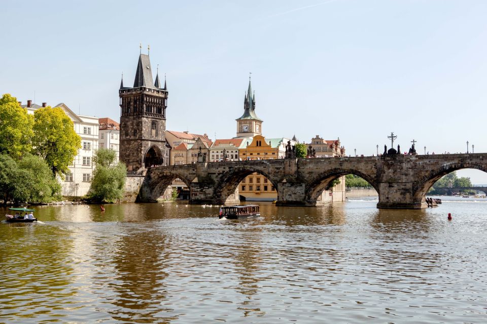 Prague Cruise: 1-Hour on the River Vltava - Key Points