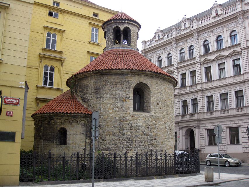 Prague: Old, New, and Jewish Towns Guided Walking Tour - Key Points