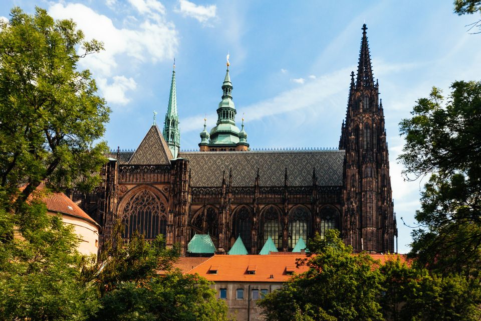 Prague: Prague Castle and District Private Walking Tour - Key Points