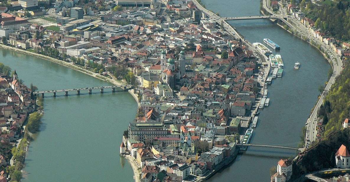 Prague: Private One-Way Transfer to Passau - Key Points