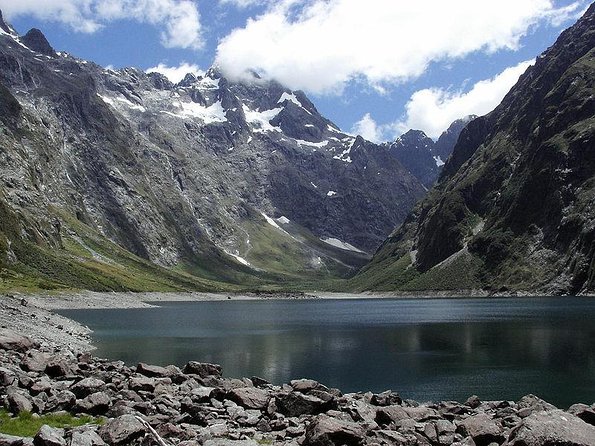 Private 1-Day Heli-Hike From Luxmore Hut on the Kepler Track  - Te Anau - Key Points