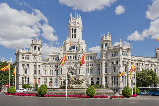 Private 3-Hour Small-Group Tour in Madrid - Just The Basics