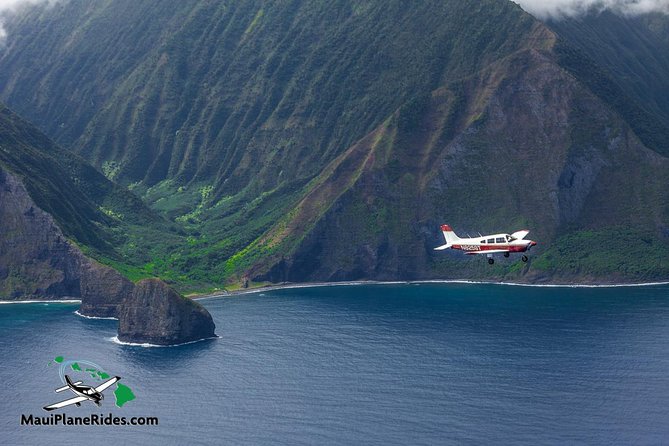 Private Air Tour 3 Islands of Maui for up to 3 People See It All - Just The Basics