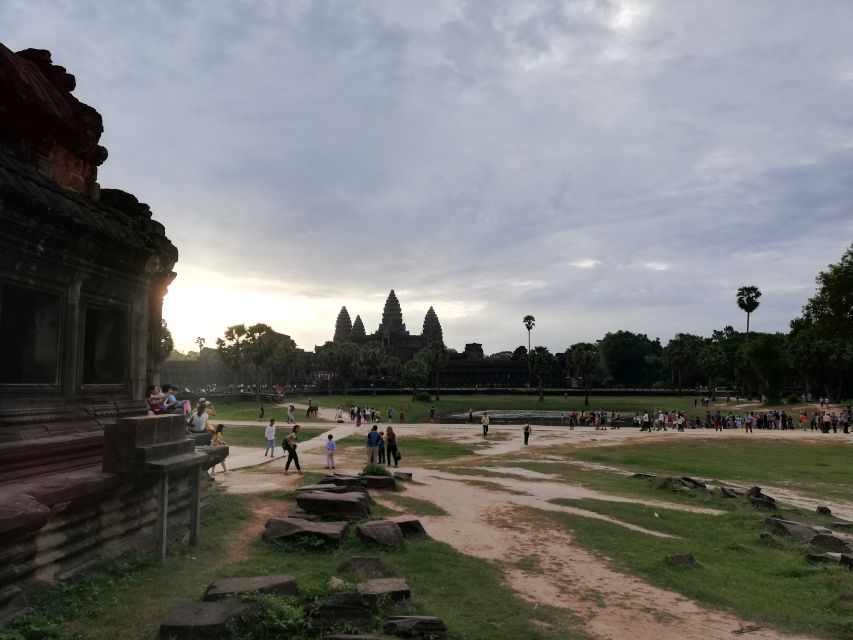 Private Angkor Wat Temple Tour - Key Points