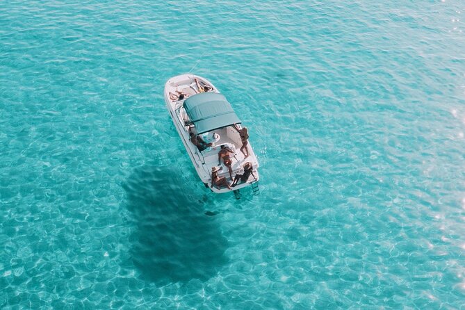 Private Boat Rental Sea Ray up to 8 People Ibiza-Formentera - Key Points
