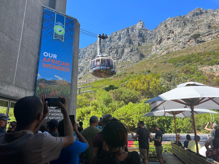 Private Cape Town City Tour and Table Mountain - Just The Basics