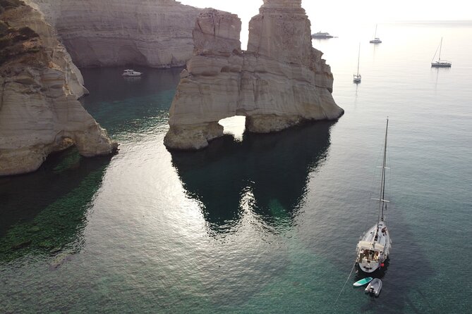 Private Daily Sailing Cruise to Discover the Highlights of Milos - Key Takeaways