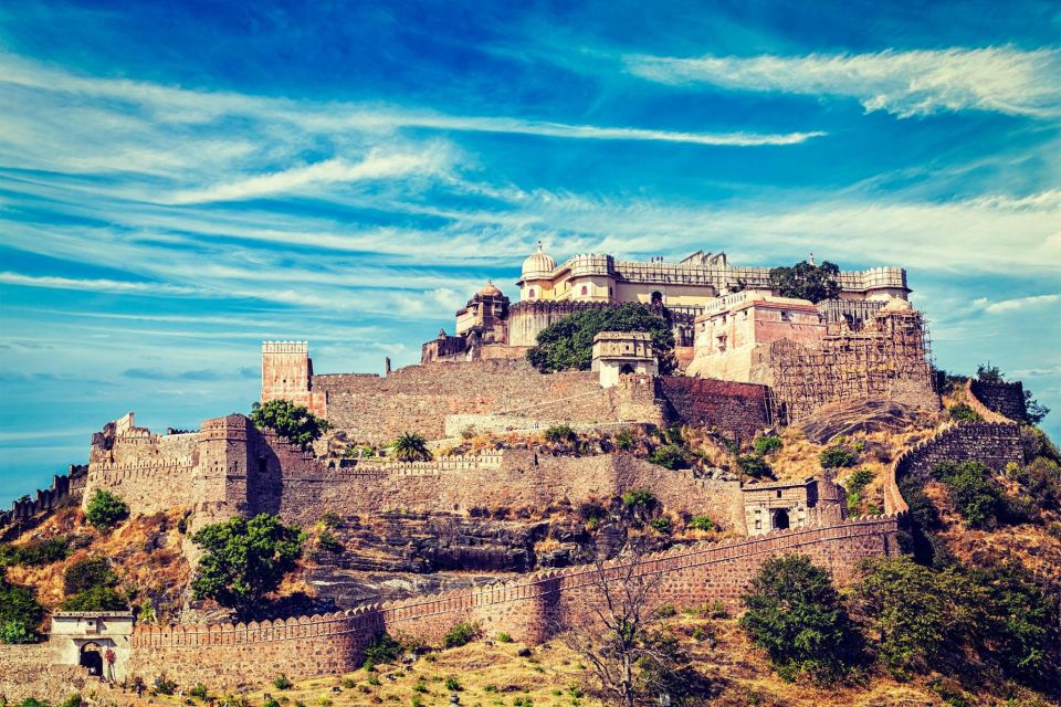 Private Day Tour Kumbhalgarh and Rankapur Tour From Udaipur - Key Points