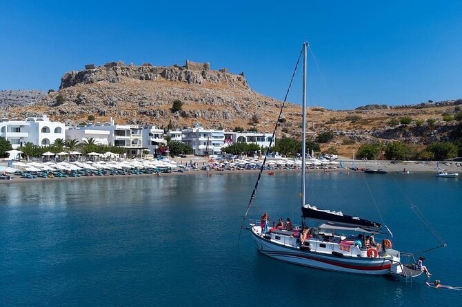 Private Full-Day Boat Trip in Greece With Food and Drinks - Start Time and End Point