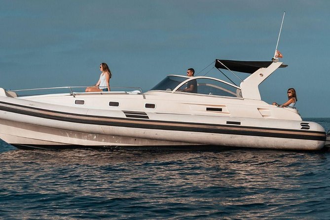 Private Glamorous Speedboat in Tenerife With Snacks & Drinks - Key Points